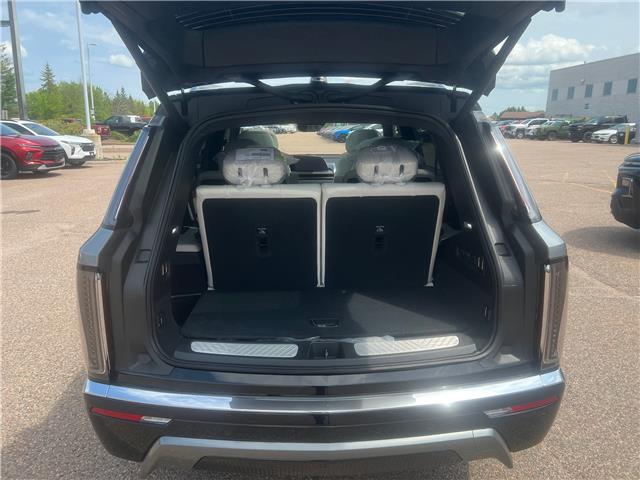 2026 Cadillac VISTIQ Luxury (Stk: 26-001) in Pembroke - Image 9 of 16