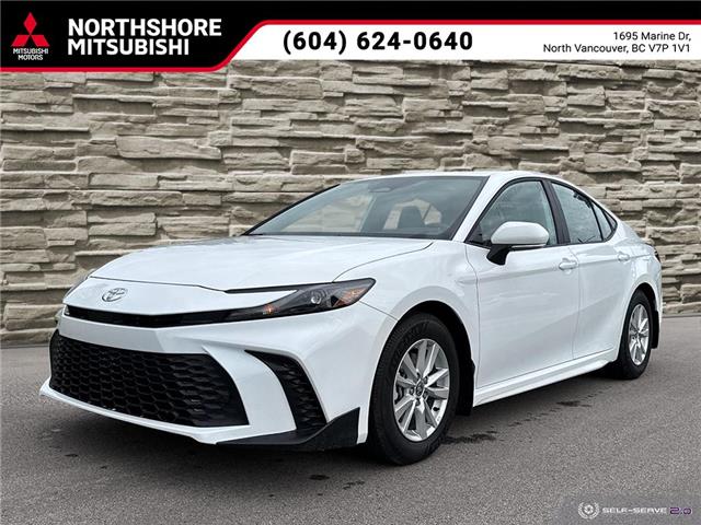 2025 Toyota Camry SE (Stk: 602502) in North Vancouver - Image 1 of 24