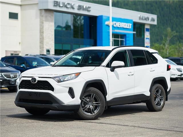 2020 Toyota RAV4 LE (Stk: 25-099A) in Salmon Arm - Image 1 of 12