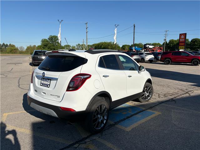 2020 Buick Encore Sport Touring (Stk: 45044) in Strathroy - Image 3 of 10