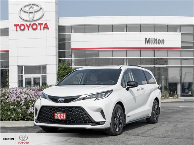 2021 Toyota Sienna LE 8-Passenger (Stk: 049149) in Milton - Image 1 of 30