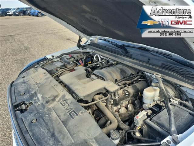 2016 GMC Yukon SLT (Stk: 45073A) in Fairview - Image 2 of 30