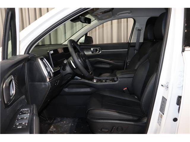 2025 Kia Sorento Plug-In Hybrid EX (Stk: 26220) in Edmonton - Image 11 of 27