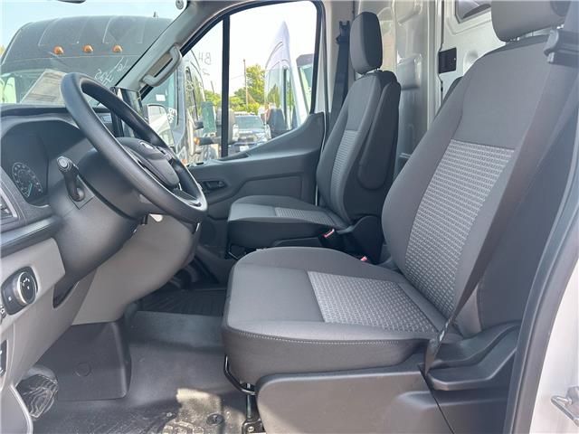 2025 Ford Transit-250 Cargo Base (Stk: 2503980) in Ottawa - Image 9 of 15