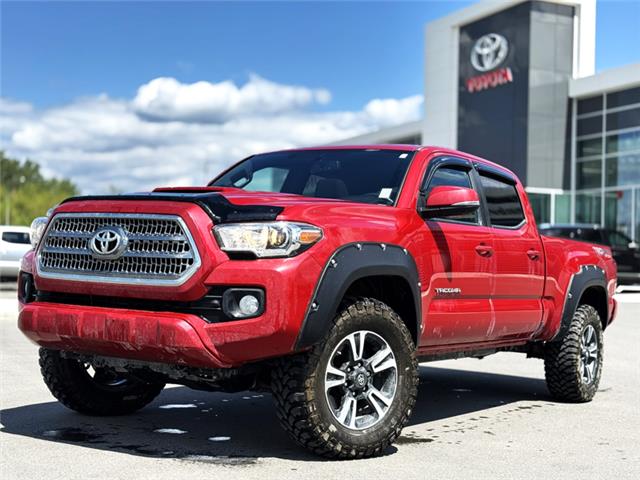 2017 Toyota Tacoma  (Stk: X045479A) in Cranbrook - Image 1 of 19
