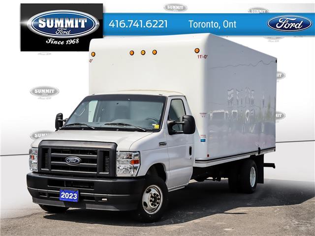 2023 Ford E-450 Cutaway Base (Stk: P23570) in Toronto - Image 1 of 13