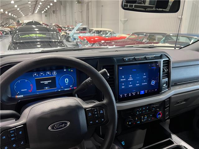 2024 Ford F-250 XLT in Watford - Image 29 of 29