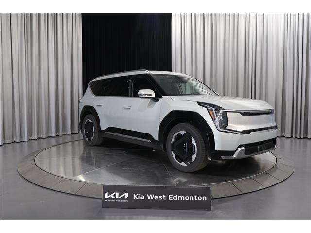 2026 Kia EV9 Land w/Plus Package (Stk: 26239) in Edmonton - Image 1 of 27