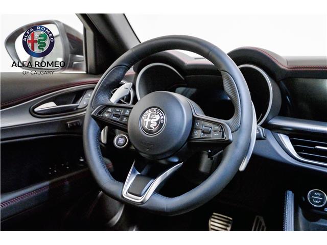 2025 Alfa Romeo Stelvio Tributo (Stk: AR0651) in Calgary - Image 18 of 27 2025 Alfa Romeo Stelvio Tributo (Stk: AR0651) in Calgary - Image 18 of 27