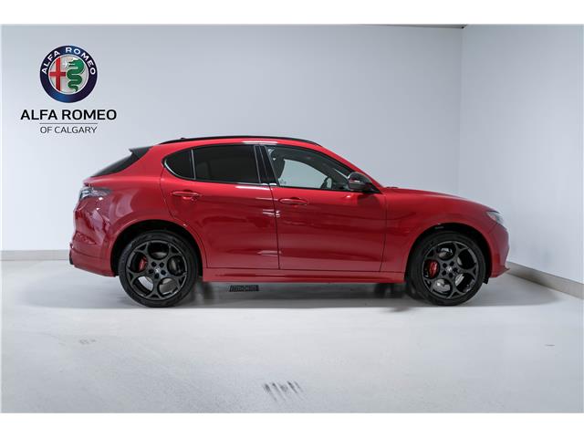 2025 Alfa Romeo Stelvio Tributo (Stk: AR0651) in Calgary - Image 4 of 27 2025 Alfa Romeo Stelvio Tributo (Stk: AR0651) in Calgary - Image 4 of 27