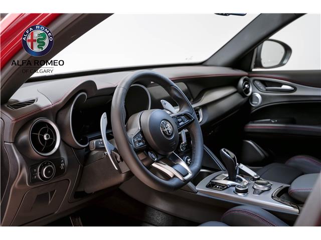 2025 Alfa Romeo Stelvio Tributo (Stk: AR0651) in Calgary - Image 15 of 27 2025 Alfa Romeo Stelvio Tributo (Stk: AR0651) in Calgary - Image 15 of 27