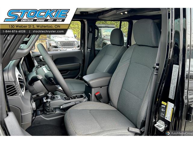 2025 Jeep Wrangler Sahara (Stk: 45339) in Waterloo - Image 5 of 19