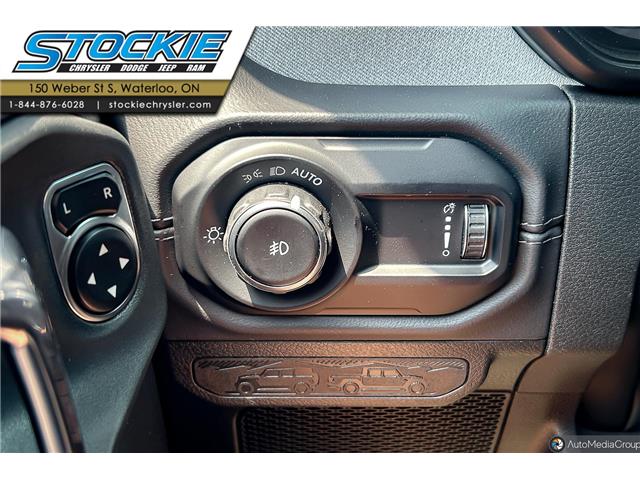2025 Jeep Wrangler Sahara (Stk: 45339) in Waterloo - Image 13 of 19
