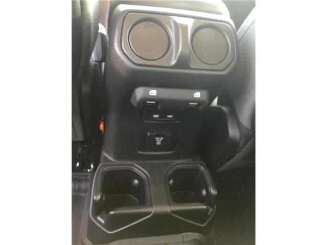 2025 Jeep Wrangler Rubicon (Stk: FF045) in Swan River - Image 11 of 23