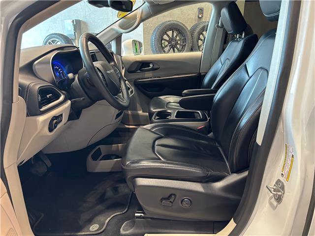 2022 Chrysler Pacifica Touring L (Stk: MM1422) in Miramichi - Image 5 of 8