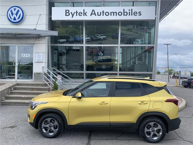 2022 Kia Seltos LX (Stk: PC6233) in Ottawa - Image 1 of 17