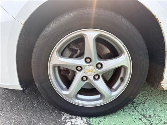 2016 Chevrolet Malibu LS (Stk: 24717A) in Campbellton - Image 3 of 9