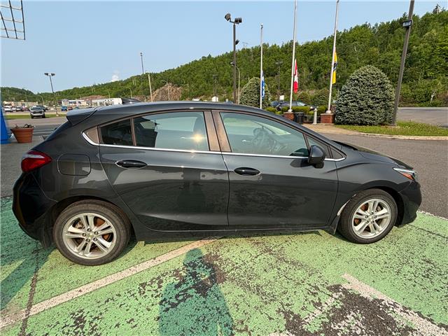 2018 Chevrolet Cruze LT Auto (Stk: 25241A) in Campbellton - Image 5 of 8 2018 Chevrolet Cruze LT Auto (Stk: 25241A) in Campbellton - Image 5 of 8