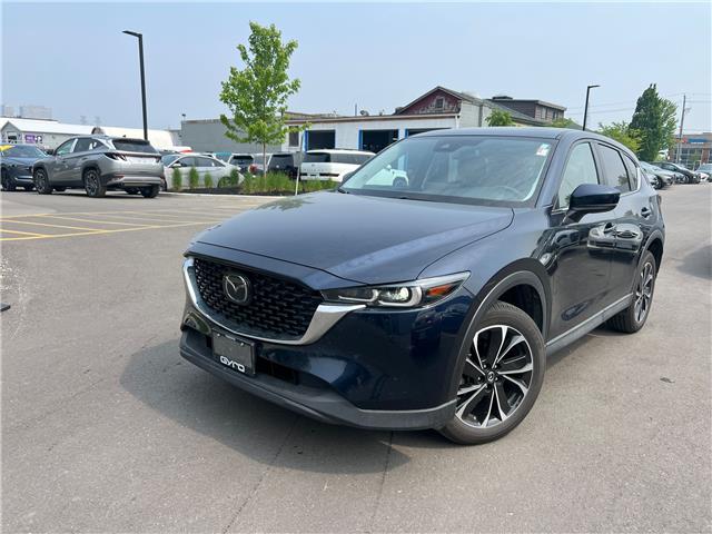 2022 Mazda CX-5 GS (Stk: 35976) in East York - Image 1 of 4