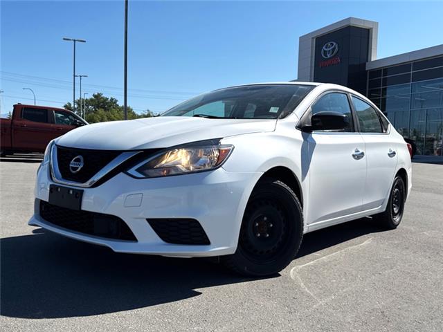 2018 Nissan Sentra  (Stk: K037709A) in Cranbrook - Image 1 of 13