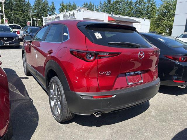 2025 Mazda CX-30 GS (Stk: 837314) in Surrey - Image 2 of 5