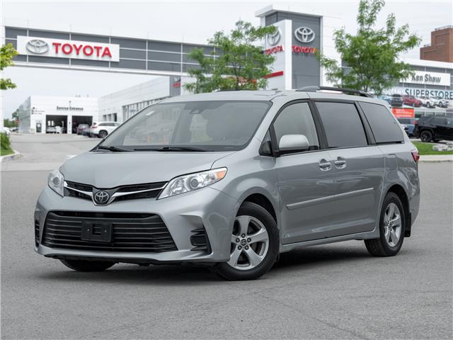 2020 Toyota Sienna LE 8-Passenger (Stk: A23001A) in Toronto - Image 1 of 25