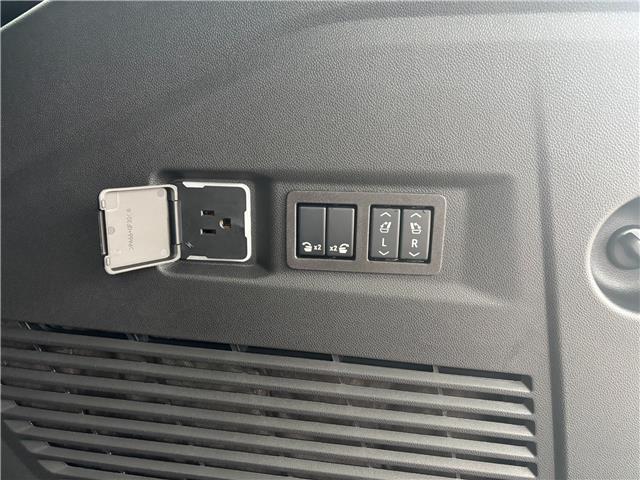 2025 Chevrolet Tahoe Premier (Stk: 34979) in Renfrew - Image 7 of 35