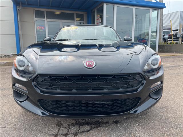 2017 Fiat 124 Spider Lusso in Charlottetown - Image 2 of 18 2017 Fiat 124 Spider Lusso in Charlottetown - Image 2 of 18