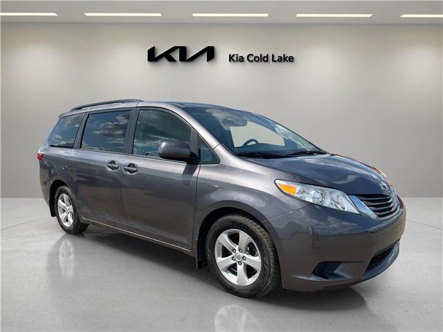 2017 Toyota Sienna LE 7 Passenger (Stk: UPN167) in Cold Lake - Image 1 of 24