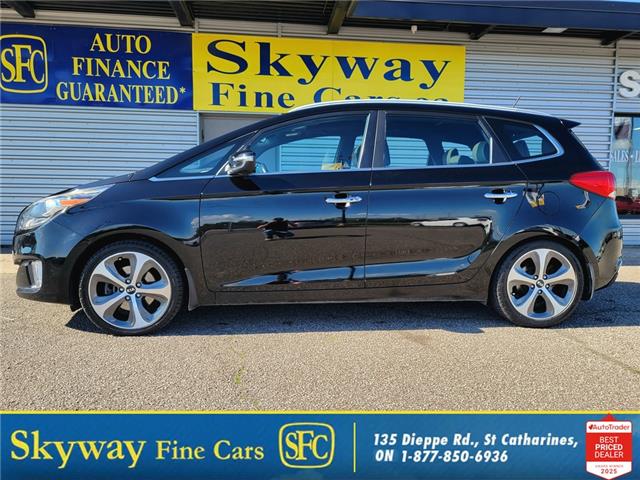 2015 Kia Rondo 1-OWNER|NAVI| PANO ROOF|LEATHER| R-CAM|2 SET TIRES (Stk: H22027A) in St. Catharines - Image 1 of 33