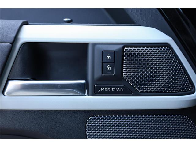 2023 Land Rover Defender S (Stk: D122312) in London - Image 18 of 49