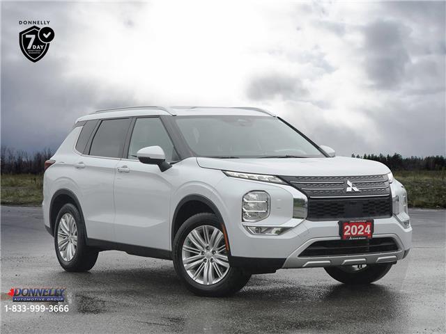 2024 Mitsubishi Outlander LE (Stk: MY81) in Ottawa - Image 1 of 25