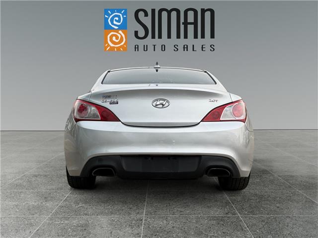 2010 Hyundai Genesis Coupe 2.0T GT (Stk: P3281) in Regina - Image 4 of 20
