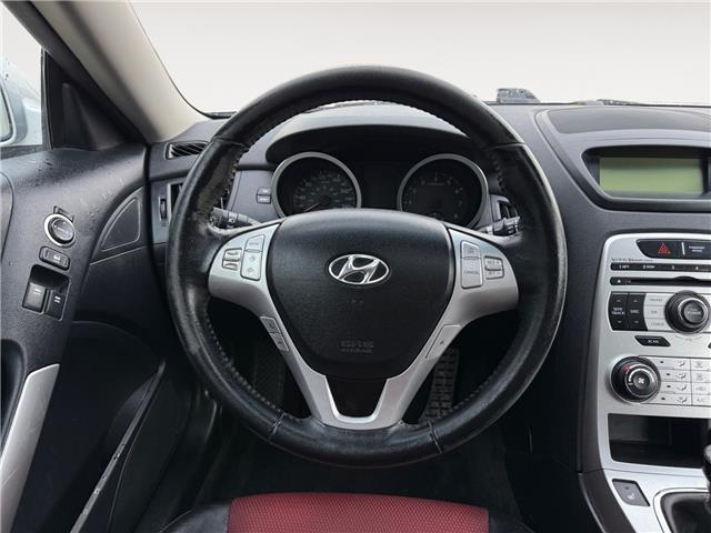 2010 Hyundai Genesis Coupe 2.0T GT (Stk: P3281) in Regina - Image 12 of 20