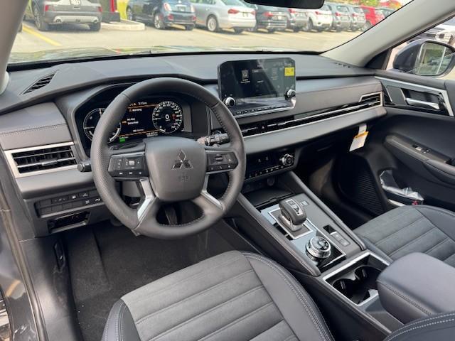 2025 Mitsubishi Outlander PHEV LE (Stk: M5271) in BELLEVILLE - Image 5 of 5