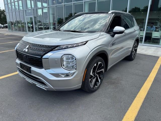 2025 Mitsubishi Outlander PHEV GT (Stk: M5289) in BELLEVILLE - Image 1 of 5