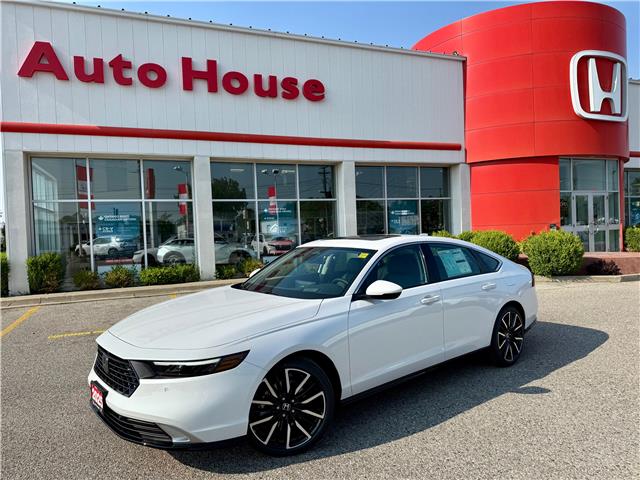 2025 Honda Accord Hybrid Touring (Stk: 18871) in Sarnia - Image 1 of 13