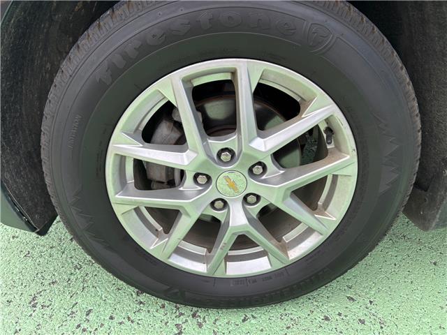 2022 Chevrolet Equinox LT (Stk: 25227A) in Campbellton - Image 3 of 11