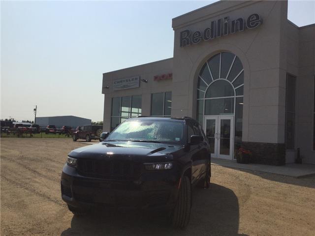 2024 Jeep Grand Cherokee L Laredo (Stk: EE076A) in Swan River - Image 1 of 23