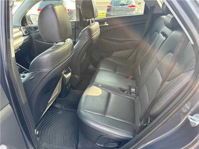 2020 Hyundai Tucson Luxury in Kingston - Image 6 of 8