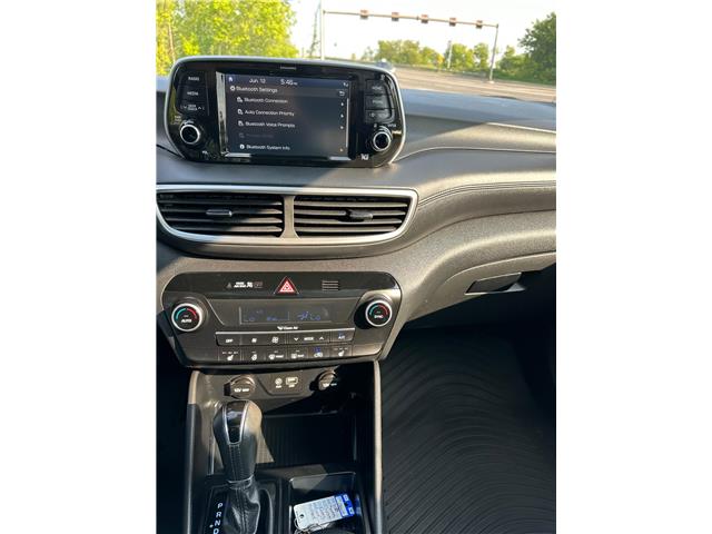 2020 Hyundai Tucson Luxury in Kingston - Image 7 of 8