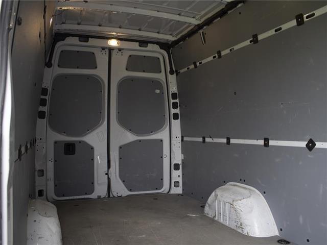 2023 Mercedes-Benz Sprinter 2500  (Stk: PM9273) in Windsor - Image 7 of 20