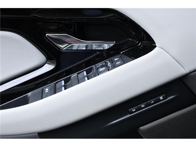 2026 Land Rover Range Rover Evoque Dynamic SE (Stk: RE99199-new) in London - Image 15 of 33