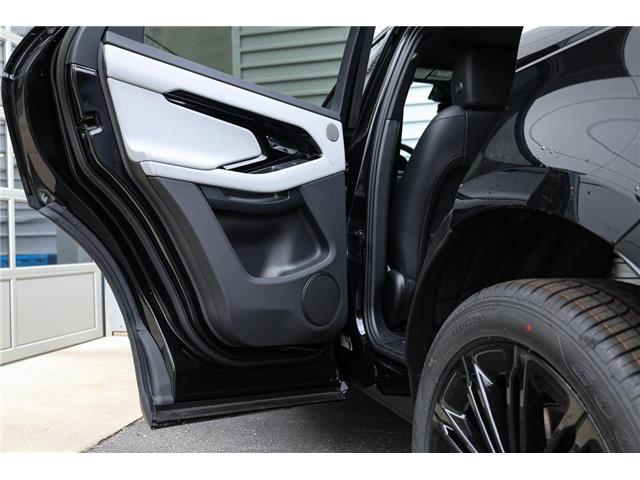 2026 Land Rover Range Rover Evoque Dynamic SE (Stk: RE99199-new) in London - Image 31 of 33