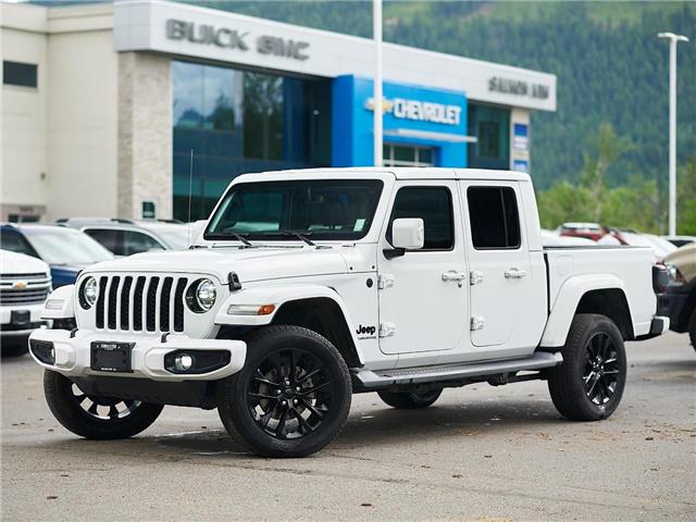 2022 Jeep Gladiator Overland (Stk: 25-102A) in Salmon Arm - Image 1 of 50