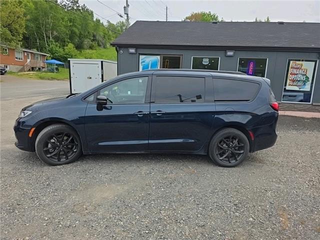 2024 Chrysler Pacifica Touring-L (Stk: ZPACIFICA) in Sudbury - Image 2 of 22