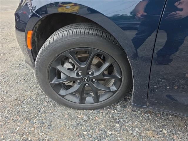 2024 Chrysler Pacifica Touring-L (Stk: ZPACIFICA) in Sudbury - Image 9 of 22