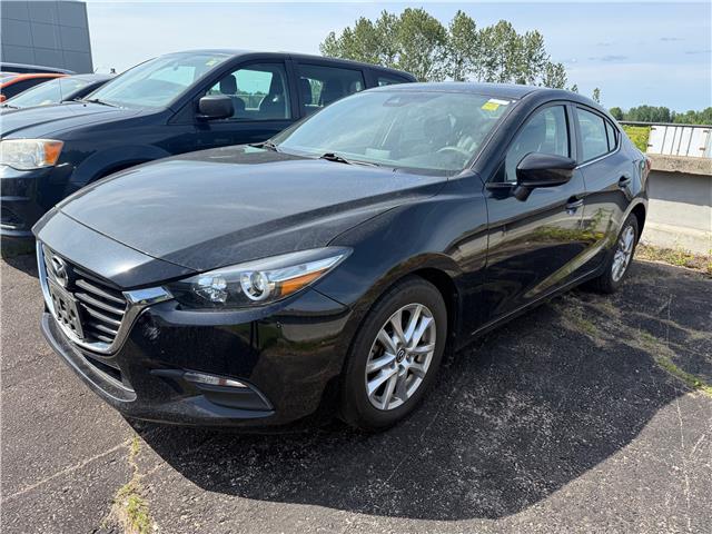 2018 Mazda Mazda3 SE (Stk: 24449) in Pembroke - Image 1 of 1
