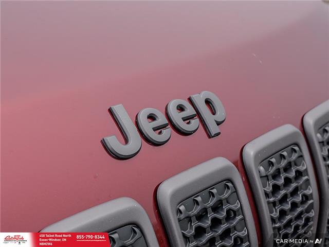 2022 Jeep Cherokee Trailhawk (Stk: 62379) in Essex-Windsor - Image 11 of 31