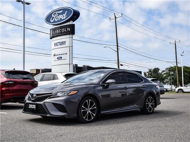 2020 Toyota Camry SE (Stk: VF1F00702A) in Chatham - Image 1 of 28